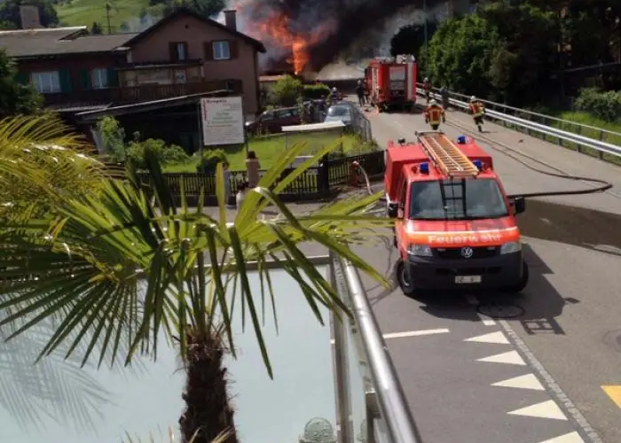 Brand2